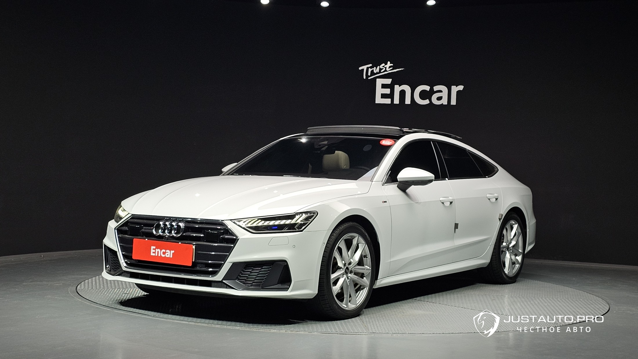 Автомобиль Audi A7