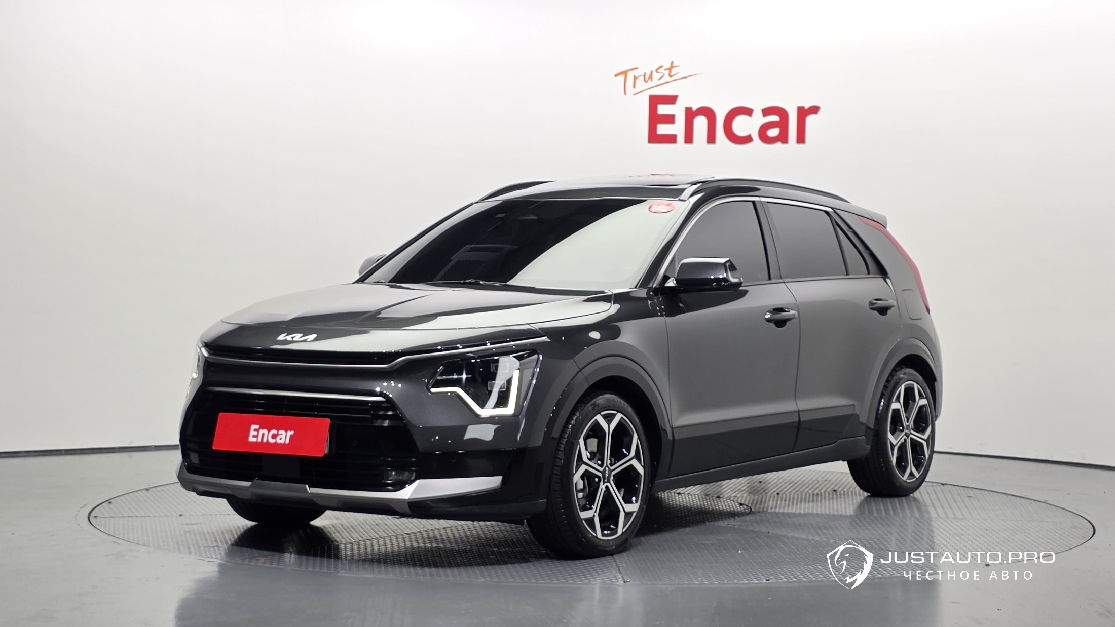 Автомобиль Kia Niro