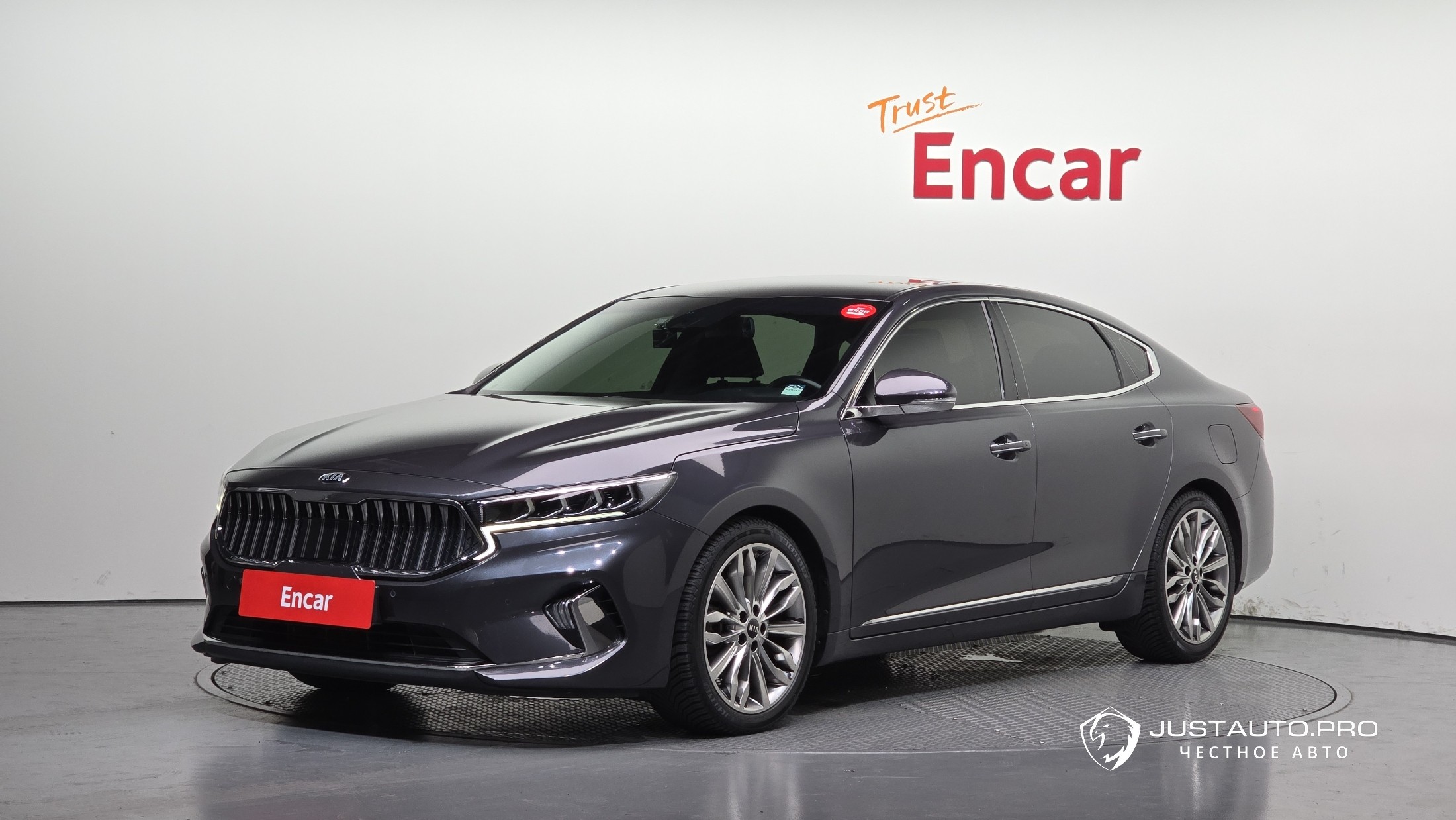 Автомобиль Kia K7