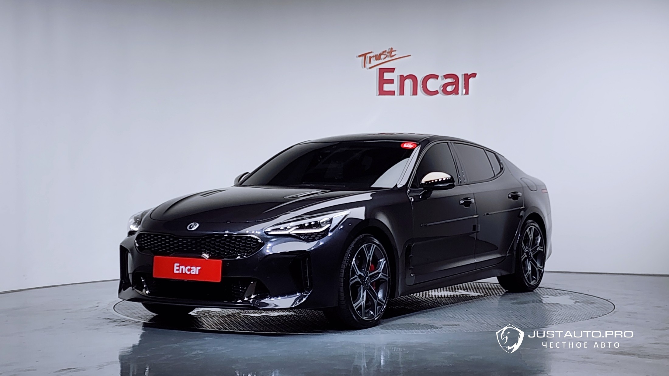 Автомобиль Kia Stinger