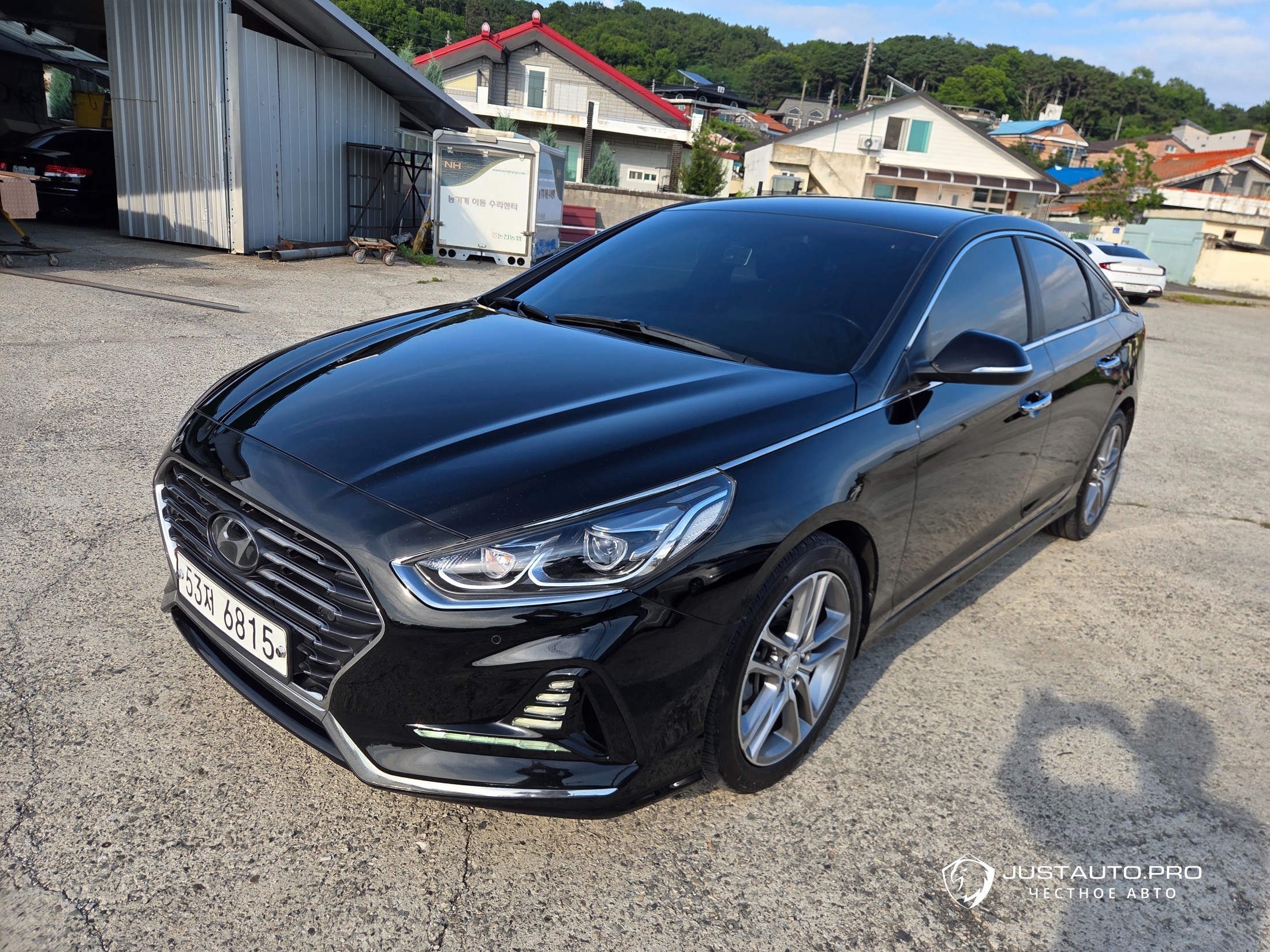 Автомобиль Hyundai Sonata