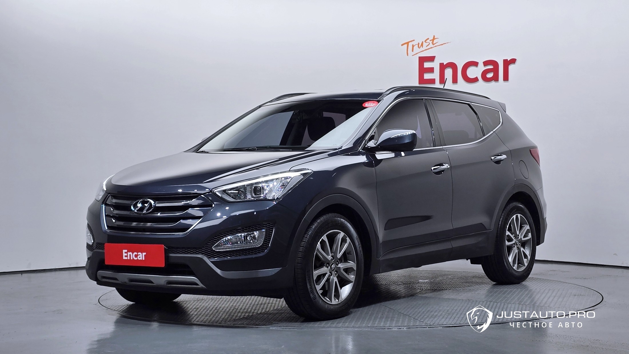 Автомобиль Hyundai Santafe