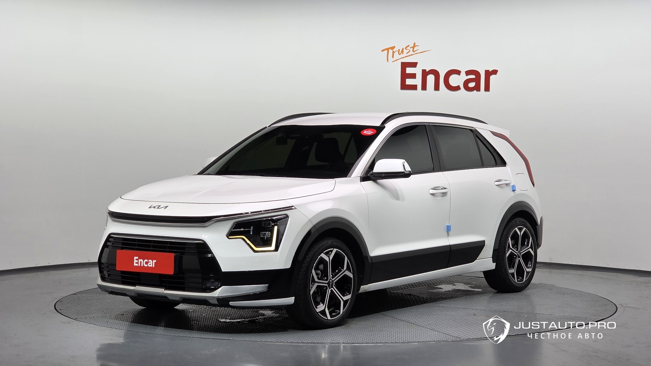 Автомобиль Kia Niro