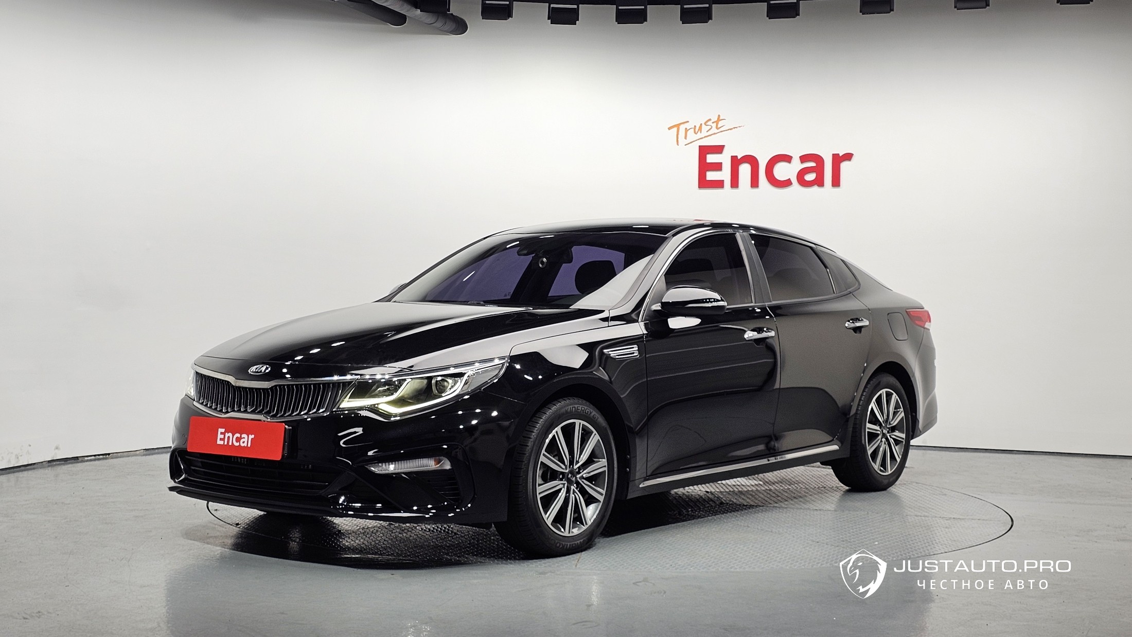 Автомобиль Kia K5