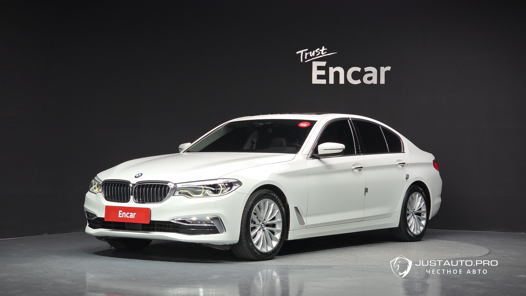 Автомобиль BMW 5-Series