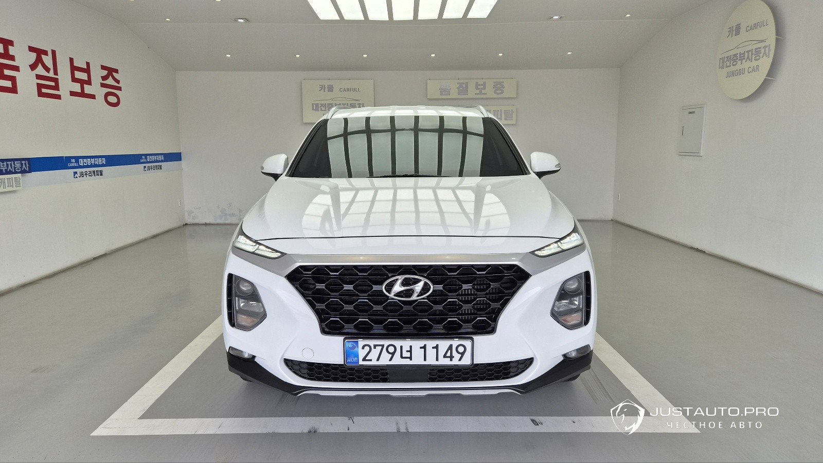 Автомобиль Hyundai Santafe