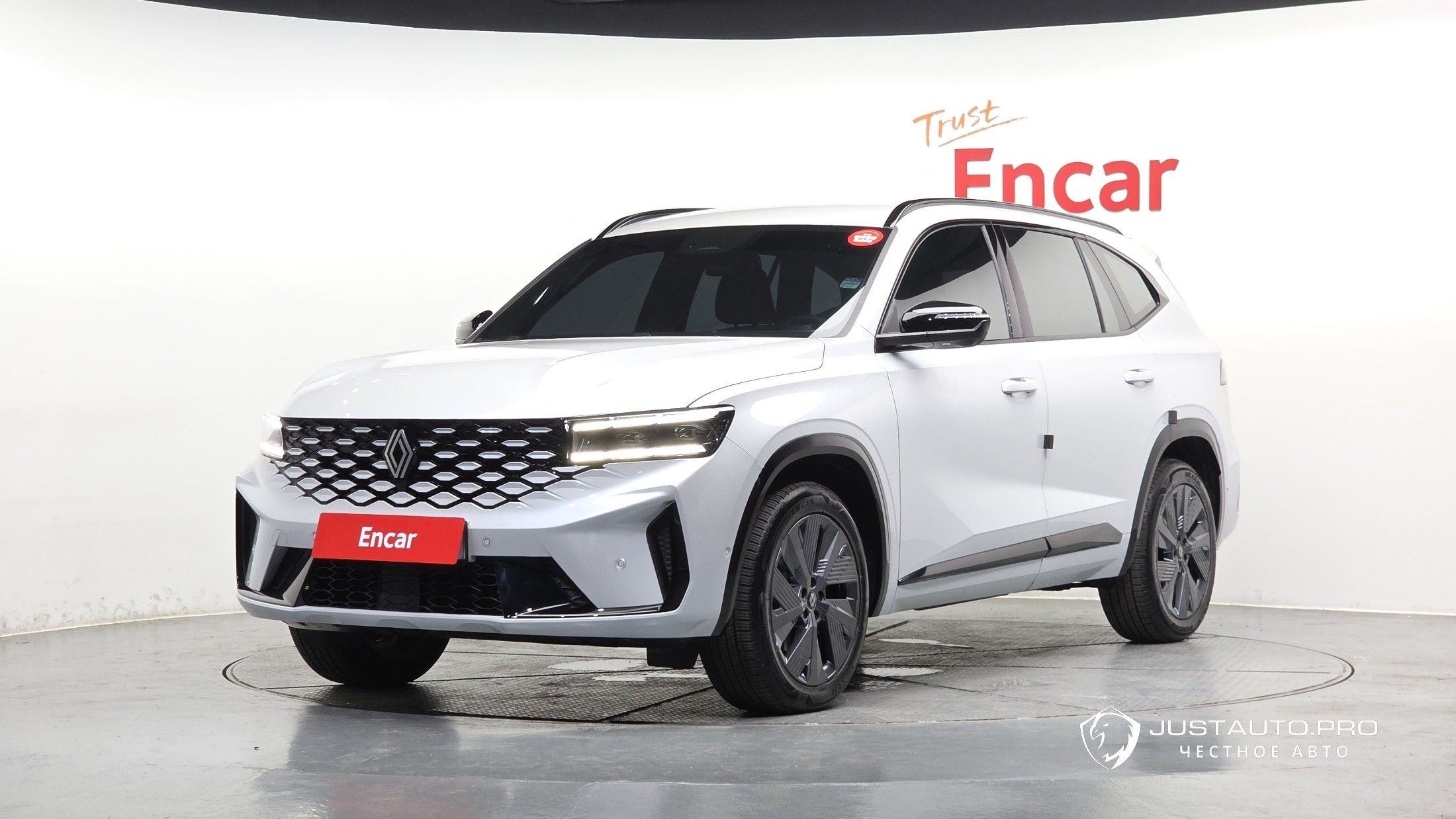 Автомобиль Renault-KoreaSamsung Grand Koleos