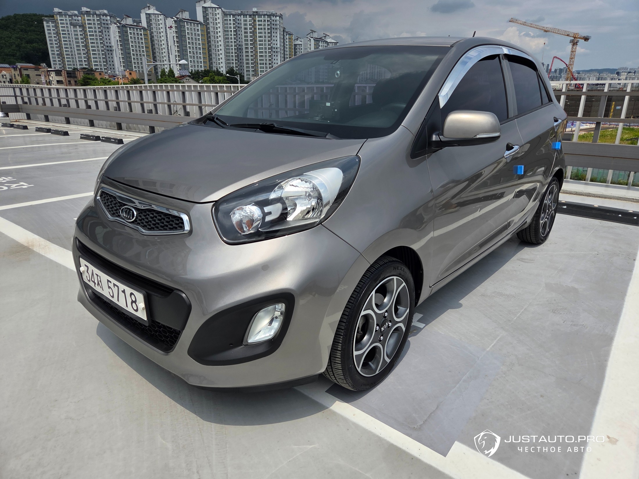 Автомобиль Kia morning