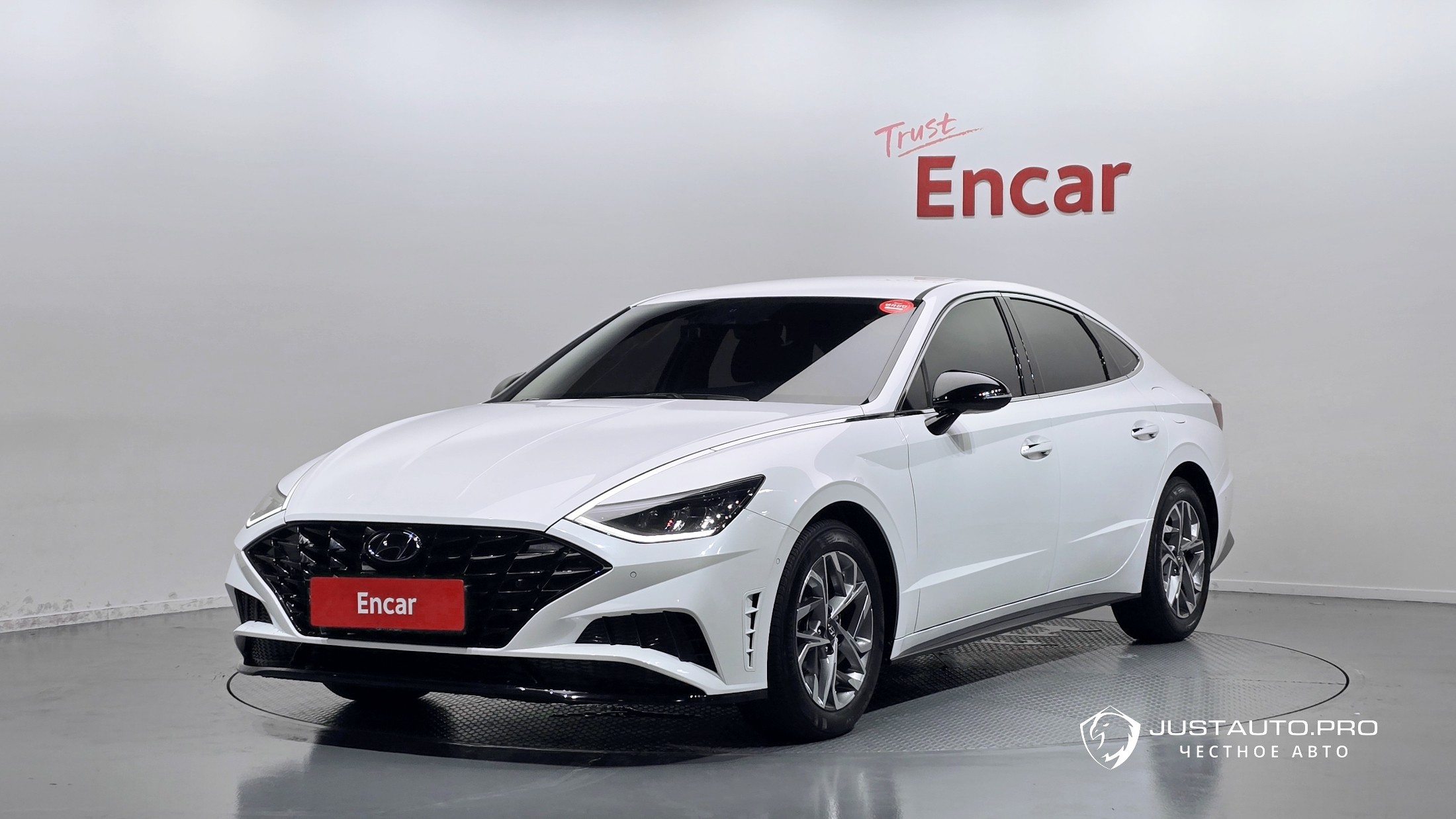Автомобиль Hyundai Sonata
