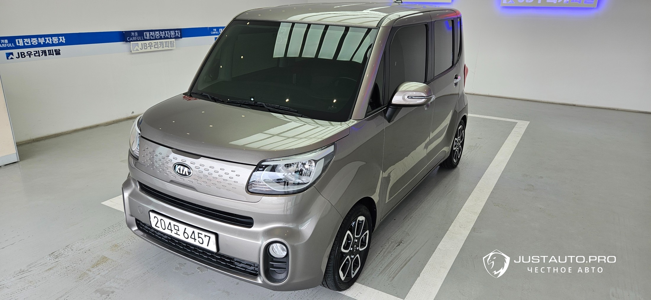 Автомобиль Kia RAY