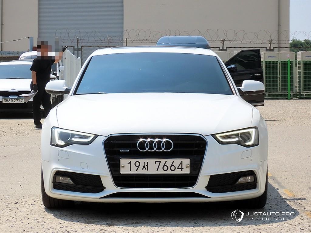 Автомобиль Audi A5