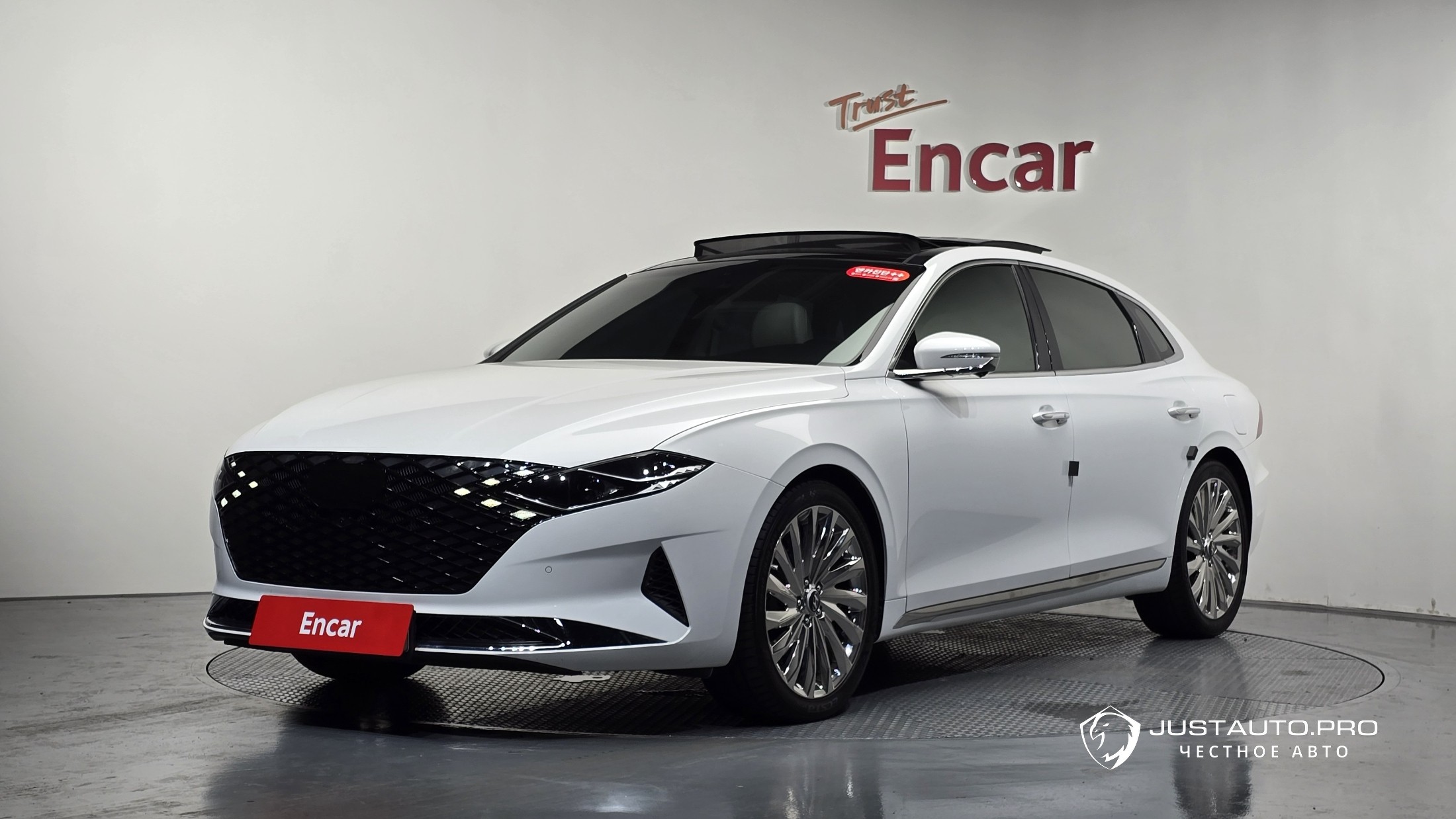 Автомобиль Hyundai Grandeur