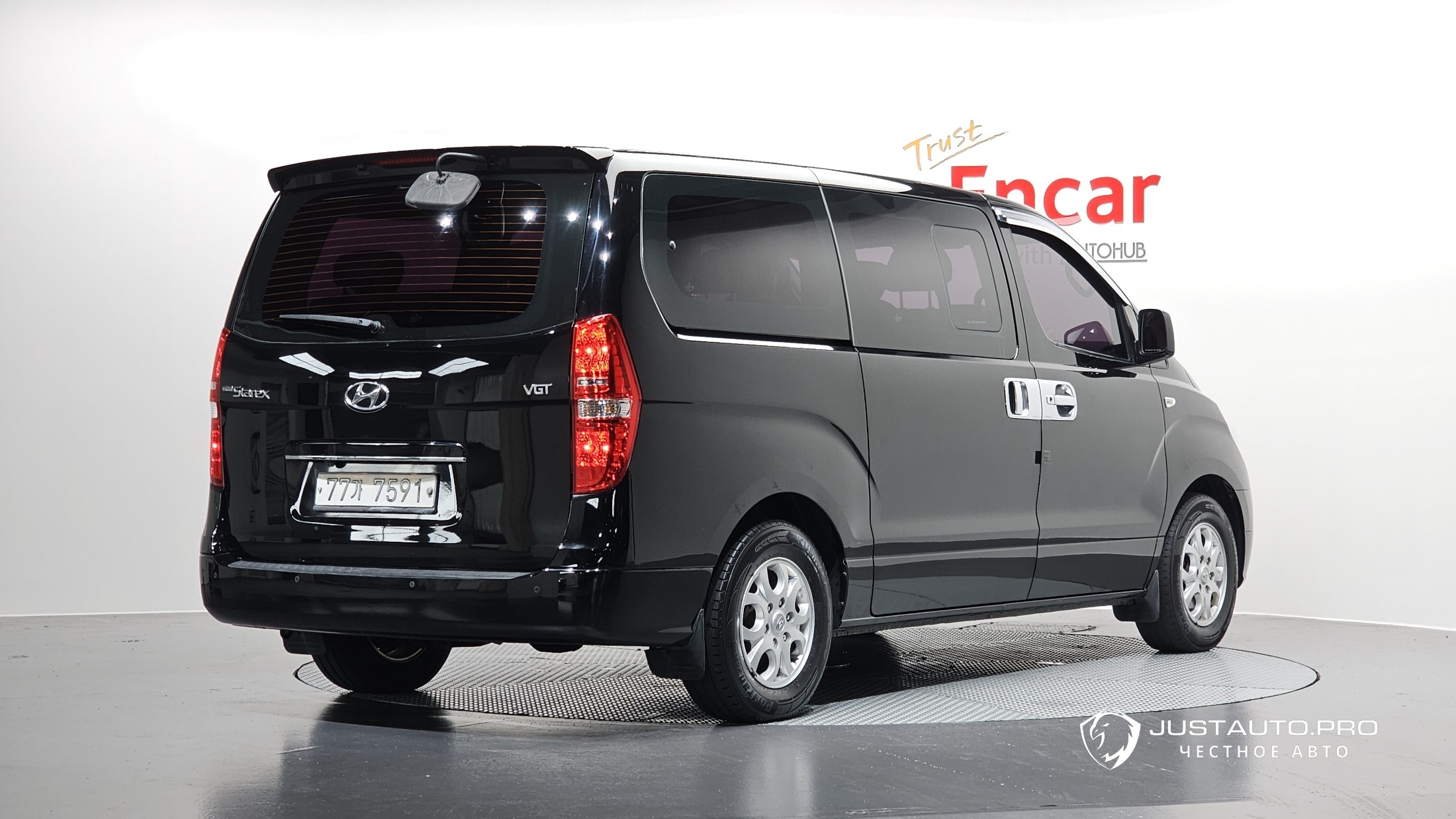Автомобиль Hyundai Starex