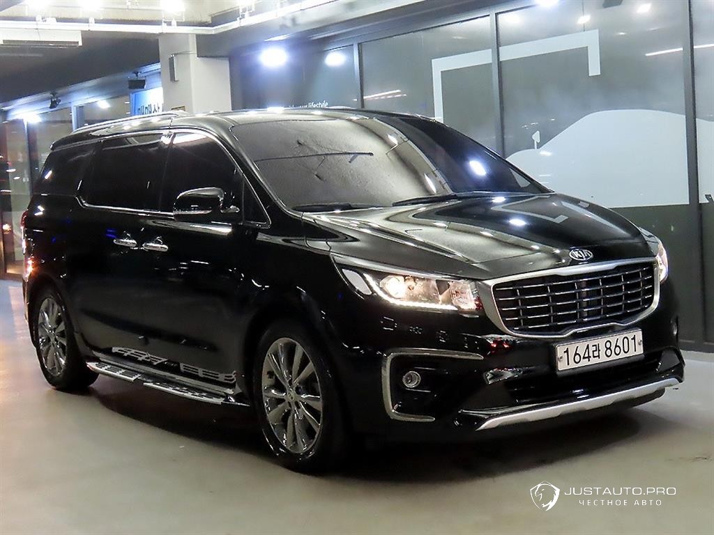 Автомобиль Kia Canival