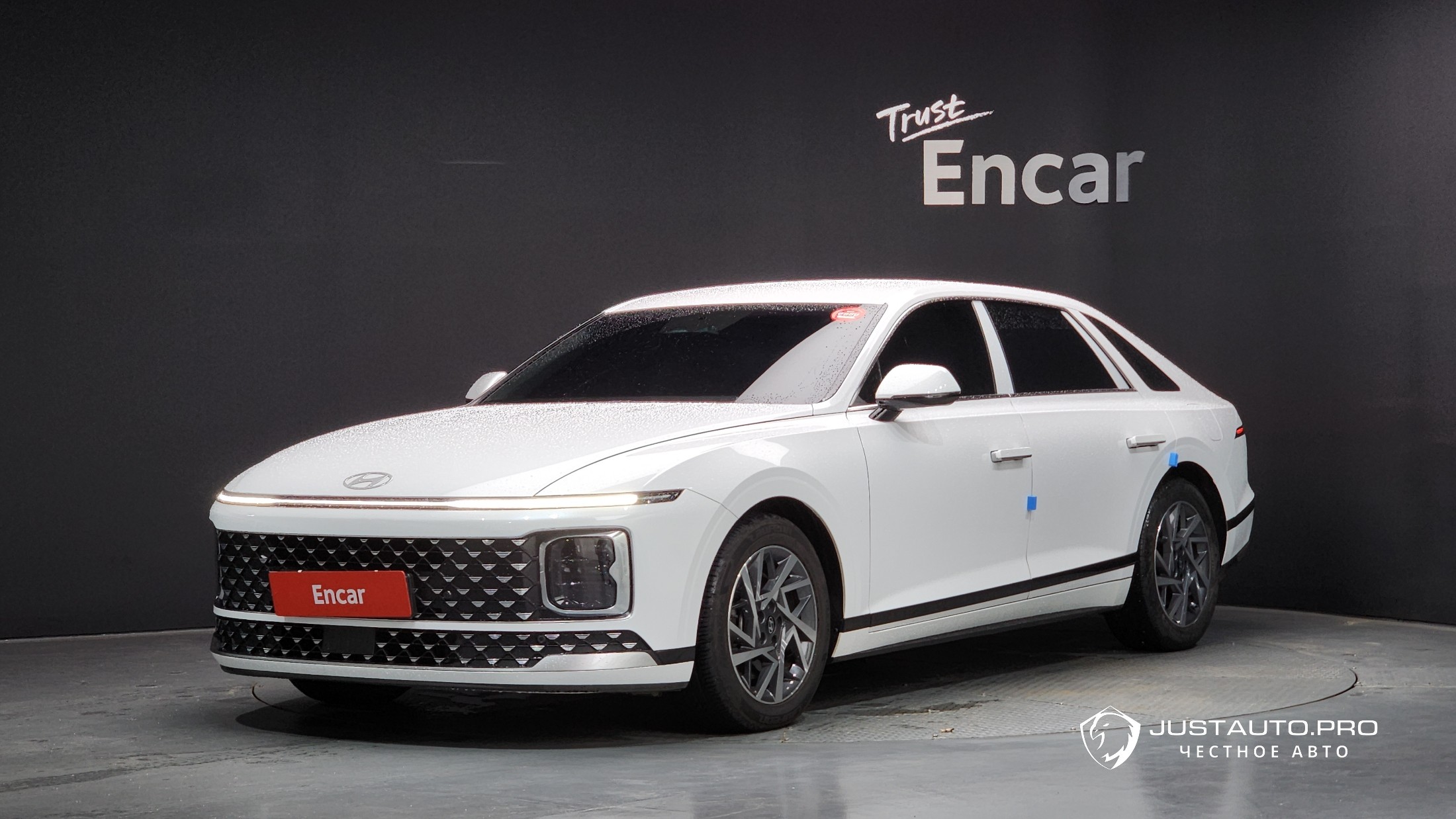 Автомобиль Hyundai Grandeur
