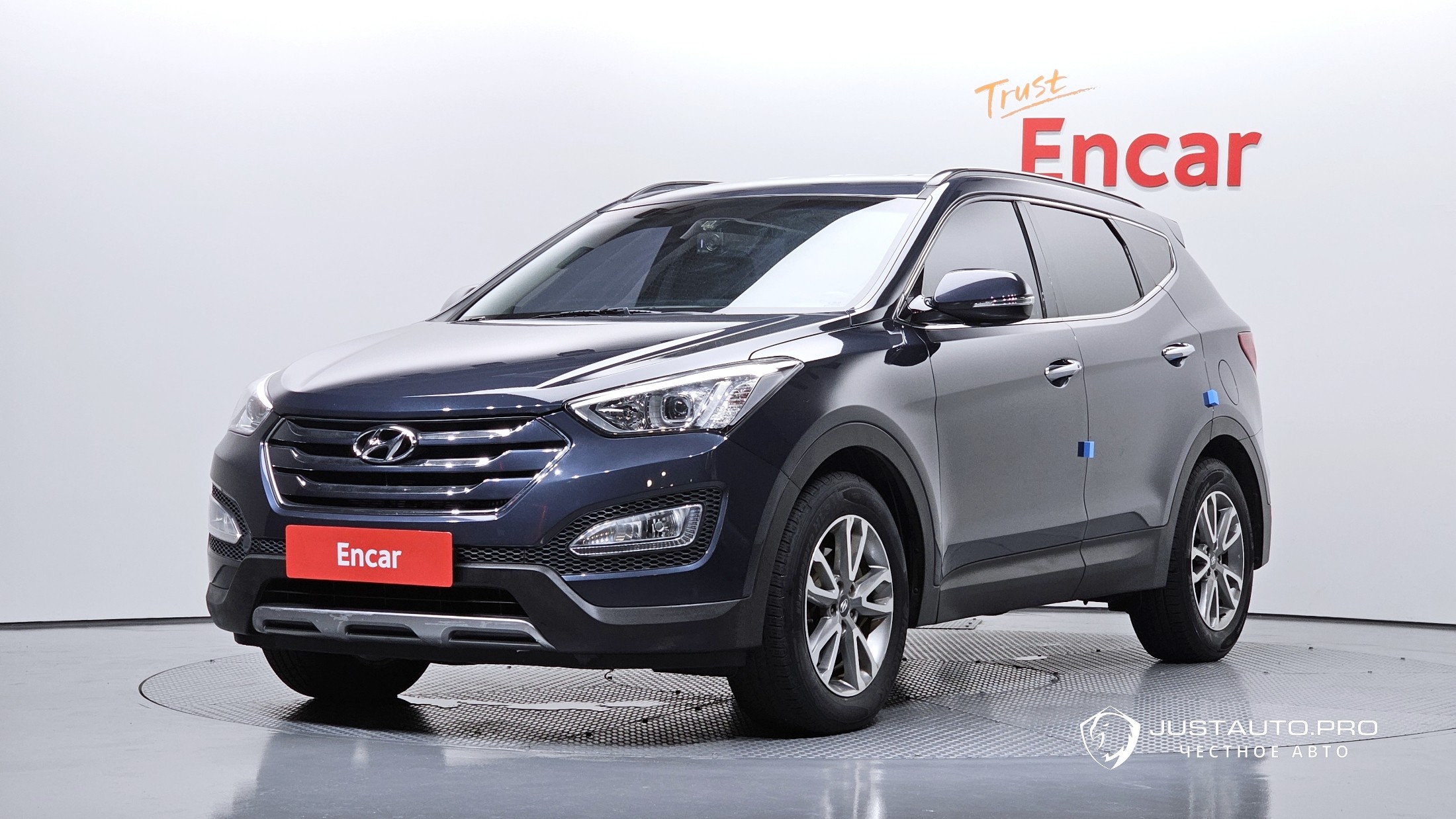 Автомобиль Hyundai Santafe