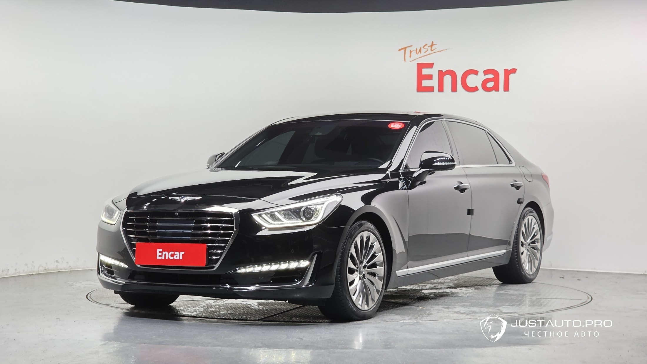 Автомобиль Genesis EQ900
