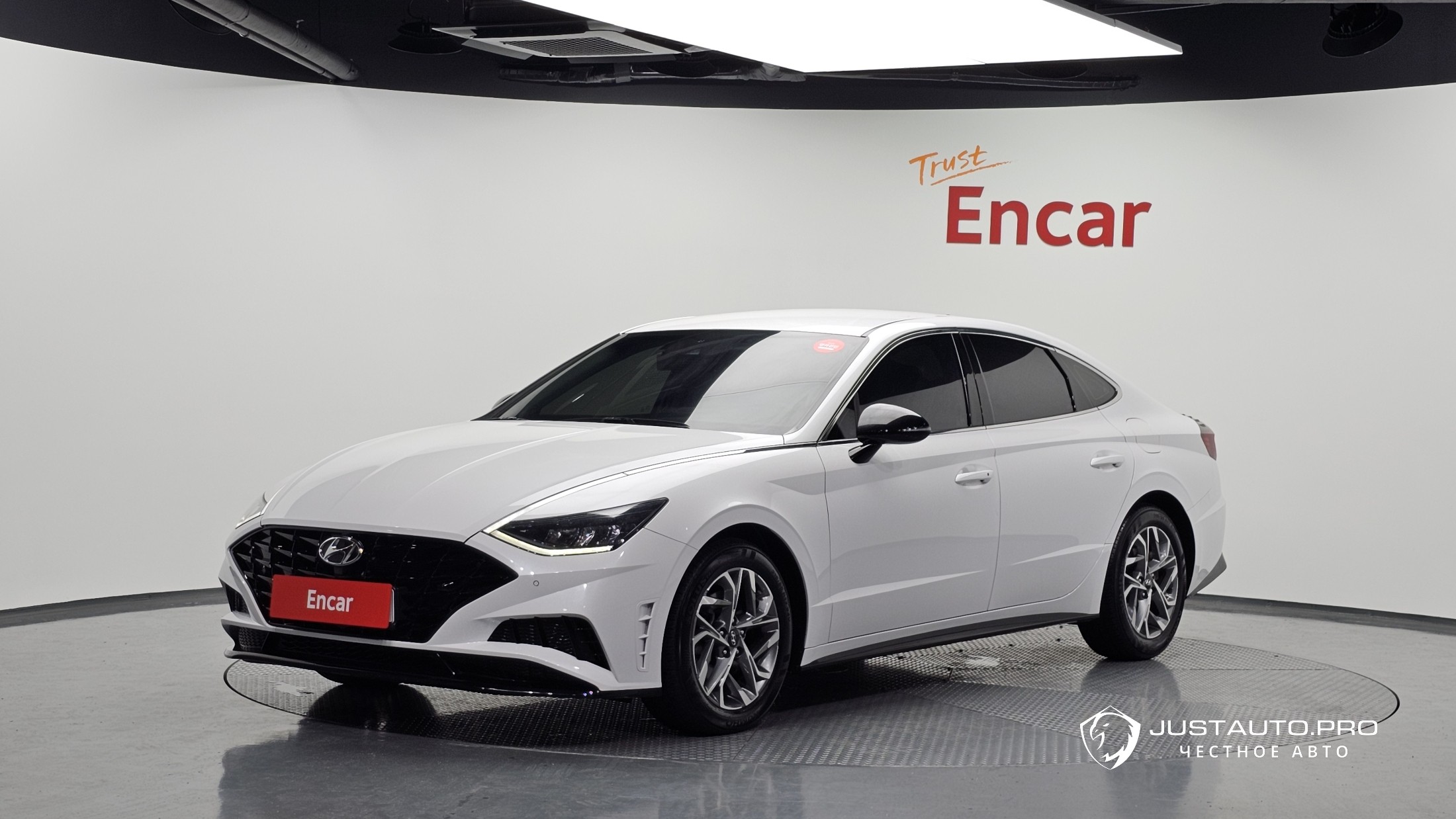 Автомобиль Hyundai Sonata