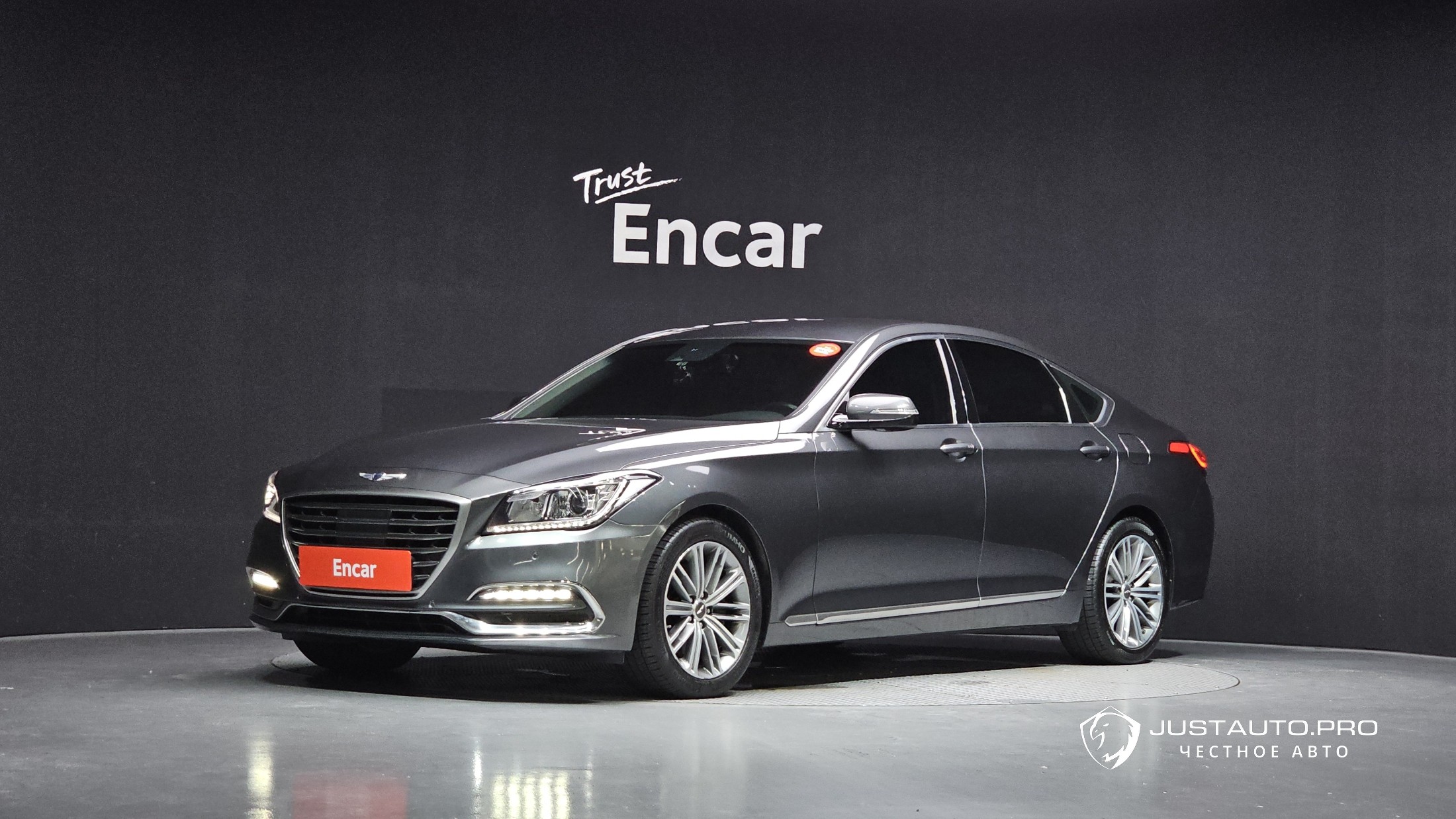 Автомобиль Genesis G80