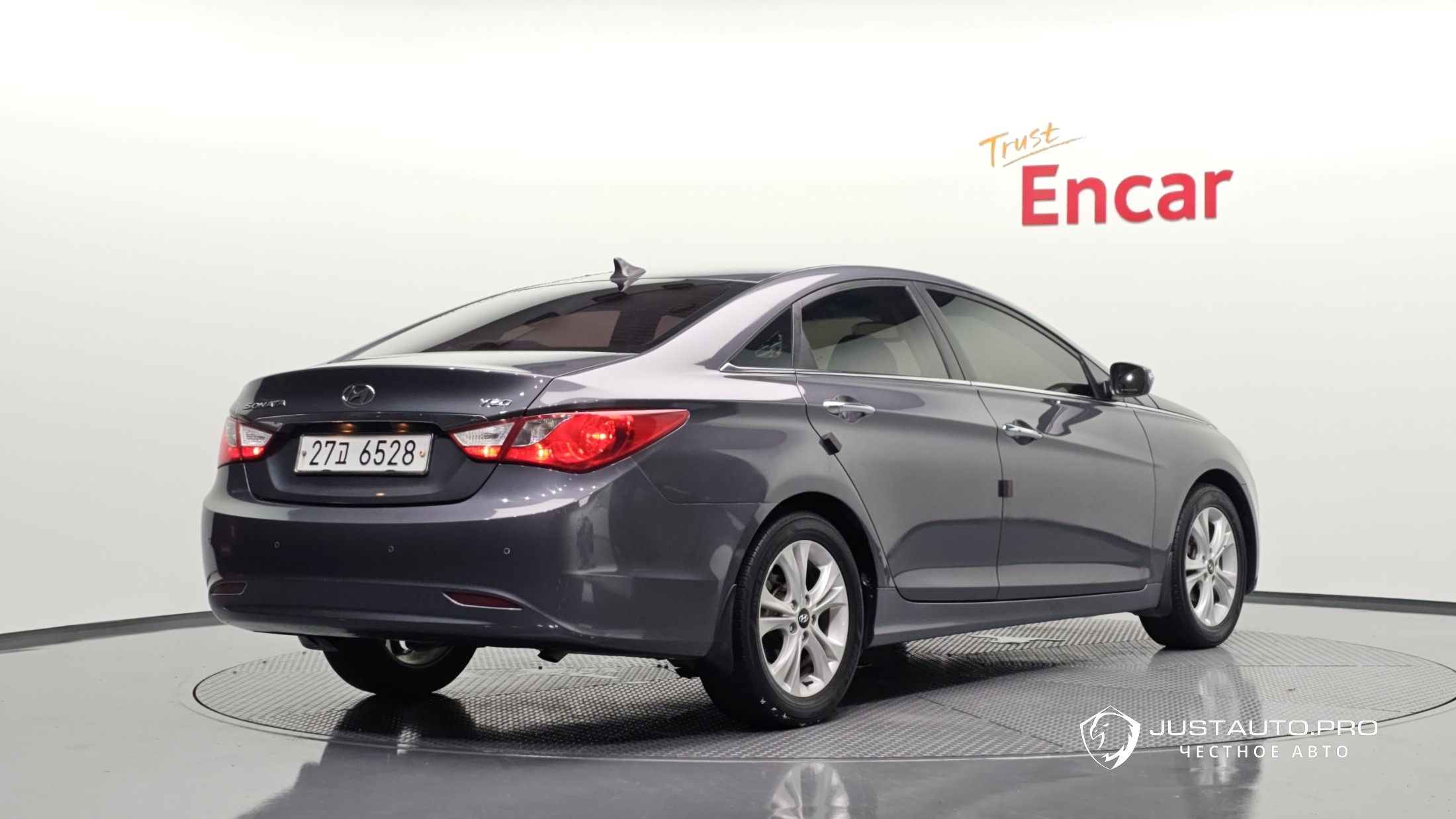 Автомобиль Hyundai Sonata
