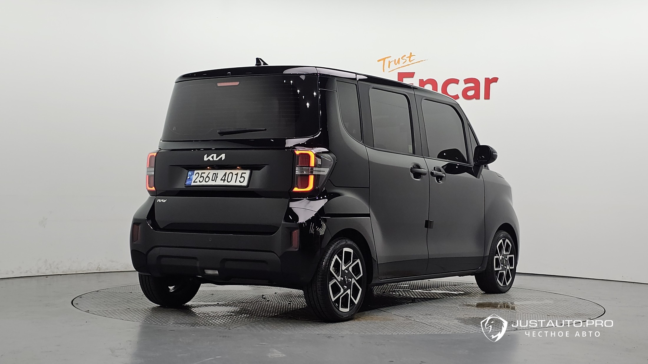 Автомобиль Kia RAY