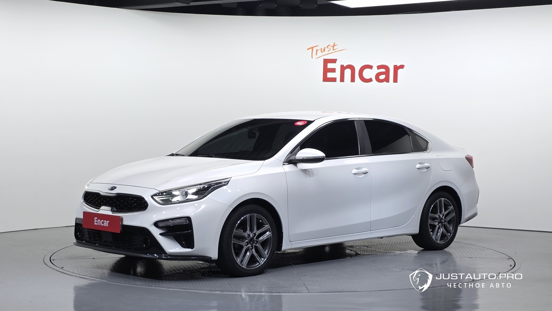 Автомобиль Kia K3