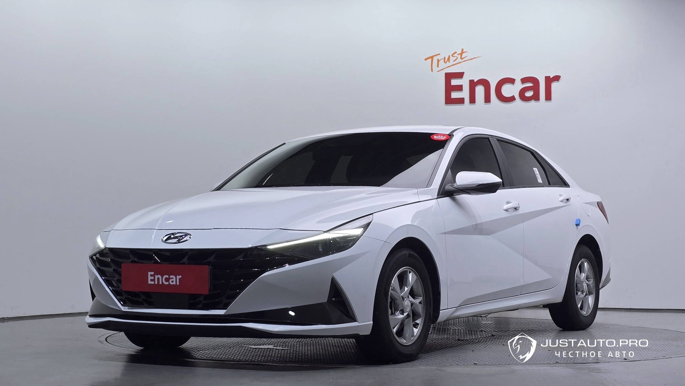Автомобиль Hyundai AVANTE