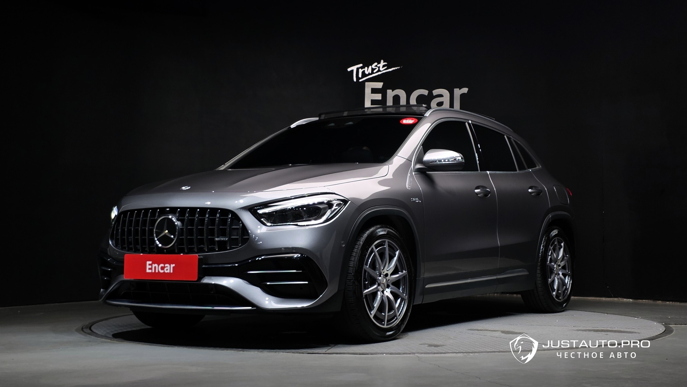 Автомобиль Mercedes-Benz GLA-Class