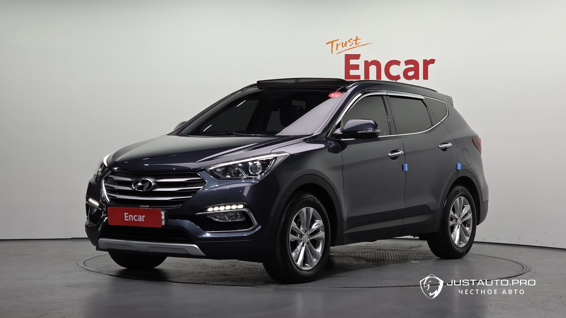 Автомобиль Hyundai Santafe