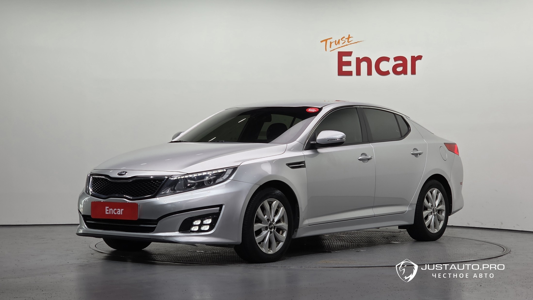 Автомобиль Kia K5