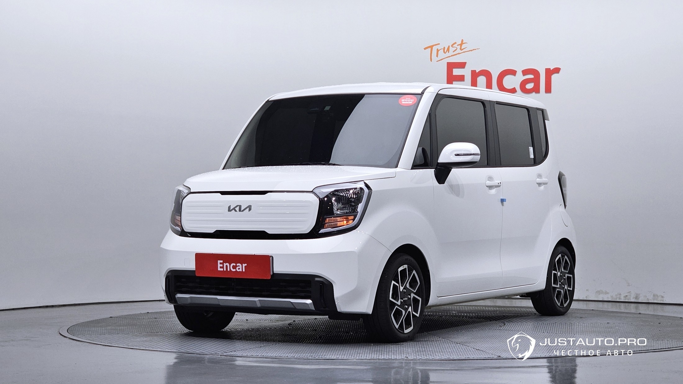 Автомобиль Kia RAY