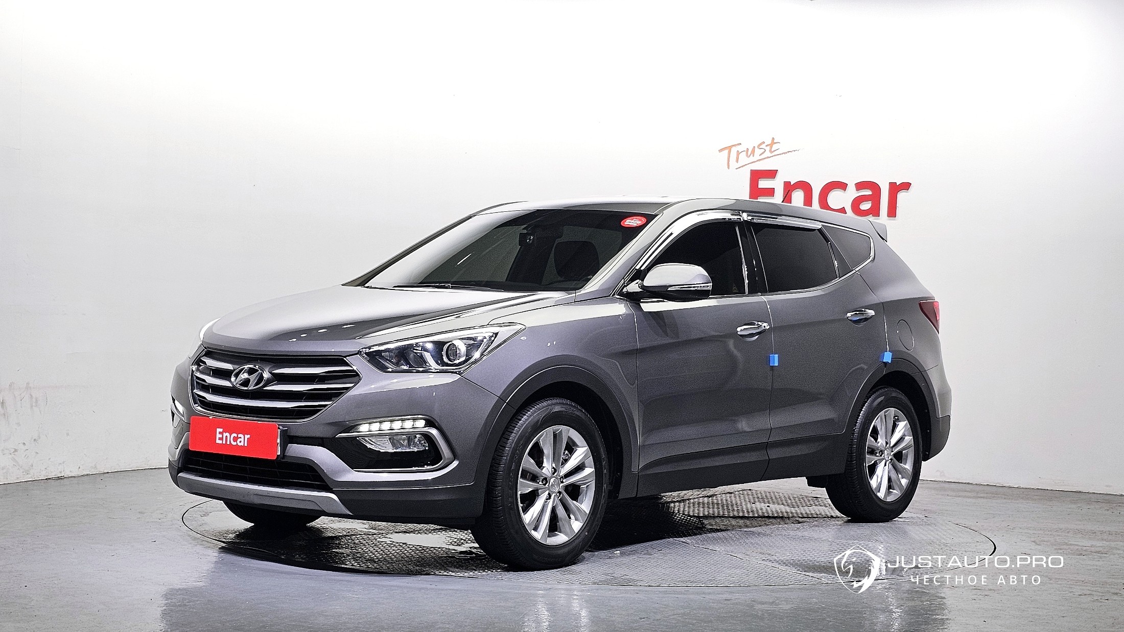 Автомобиль Hyundai Santafe