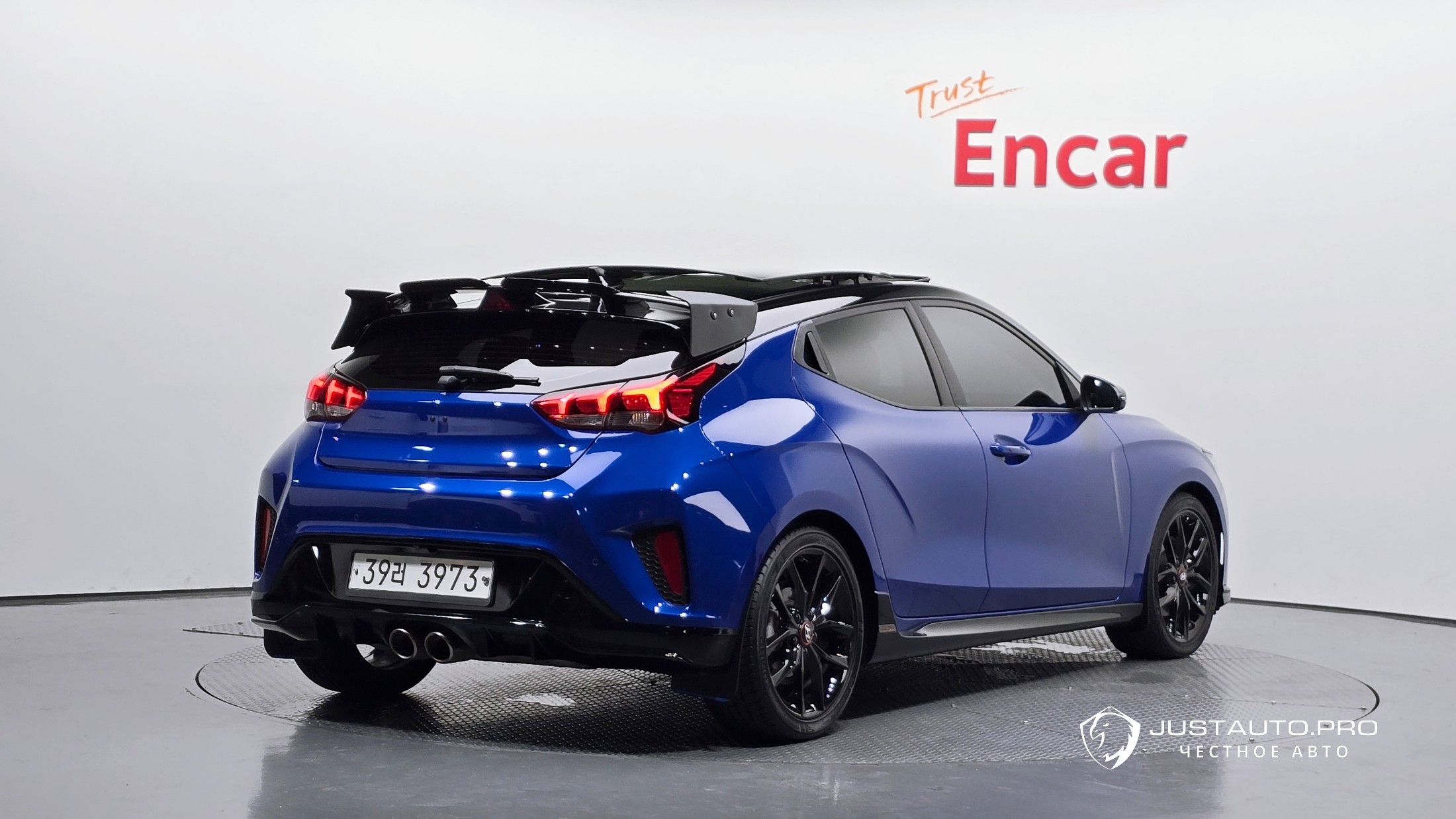 Автомобиль Hyundai Veloster