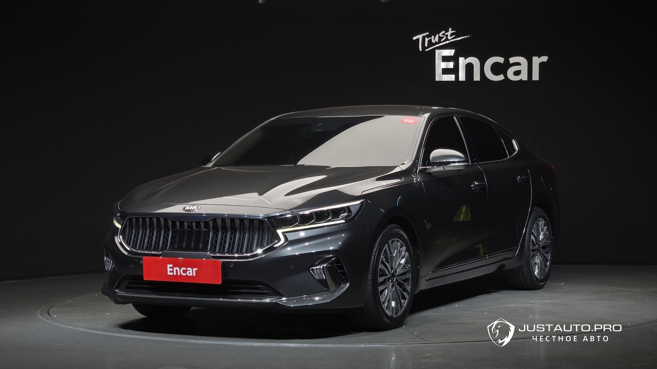 Автомобиль Kia K7