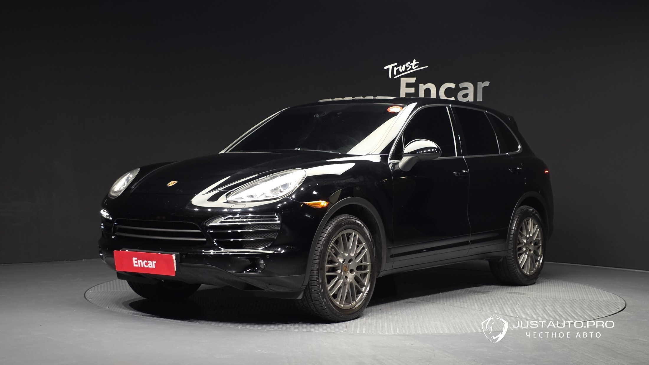 Автомобиль Porsche Cayenne