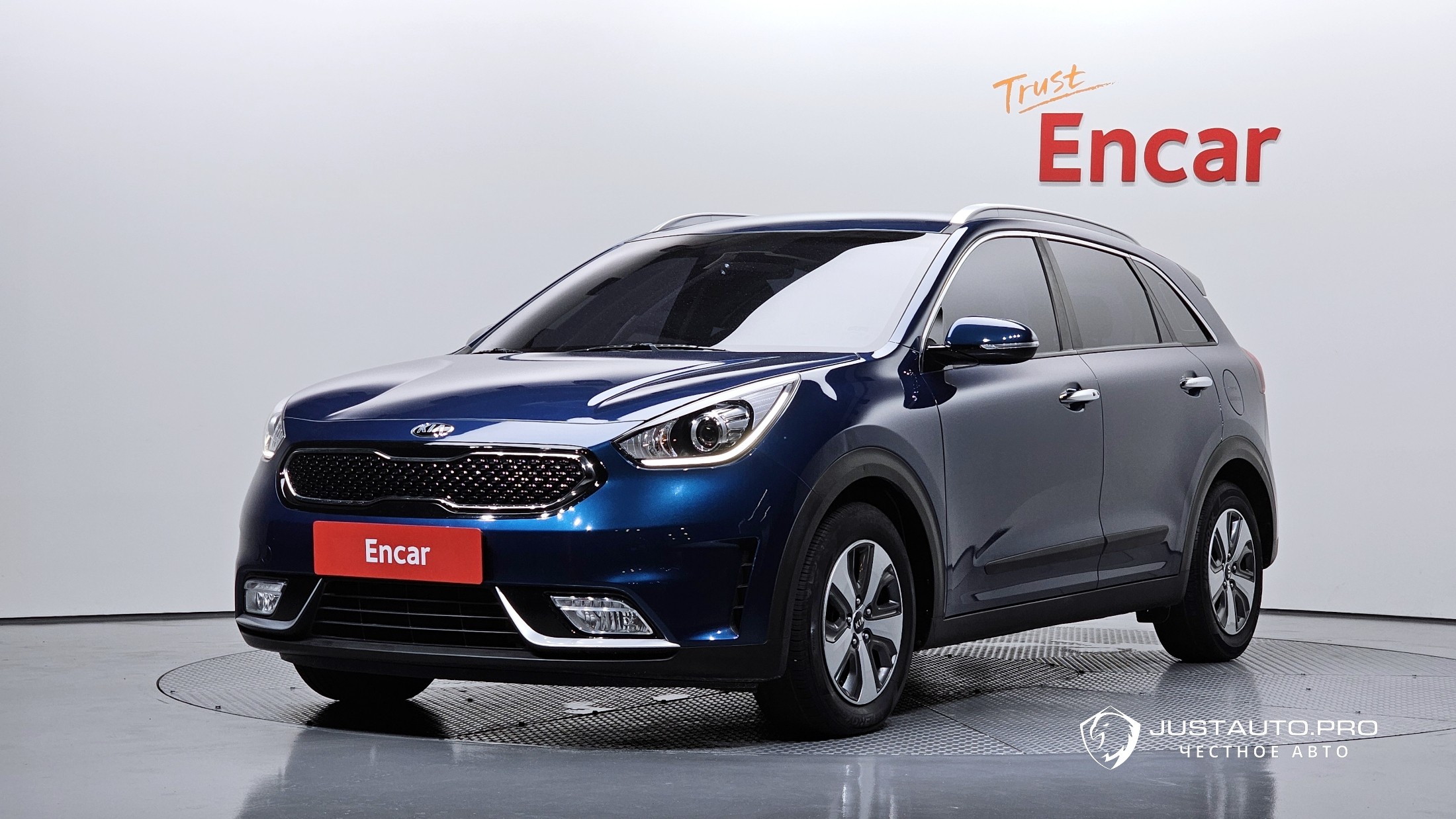 Автомобиль Kia Niro