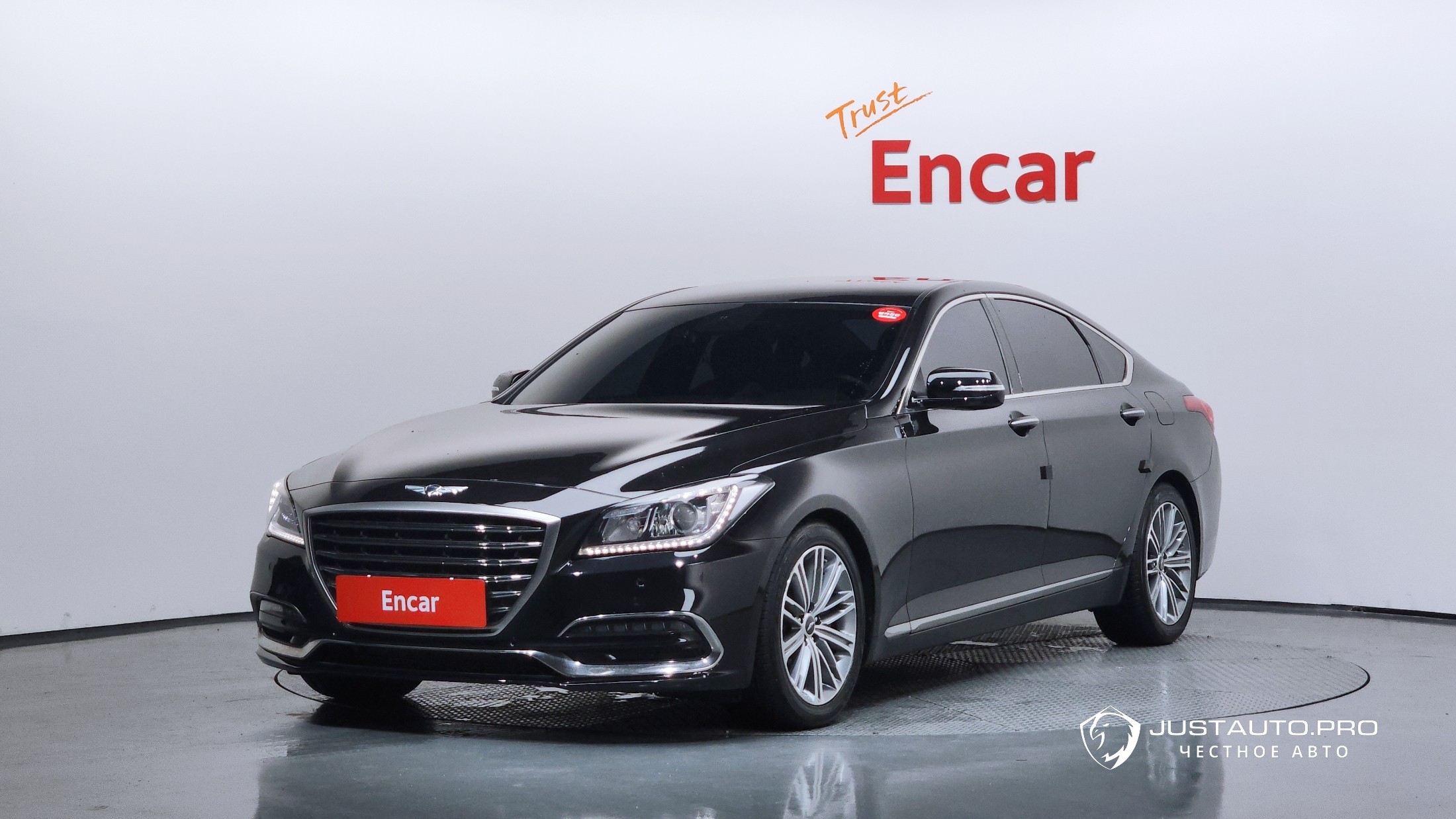 Автомобиль Genesis G80