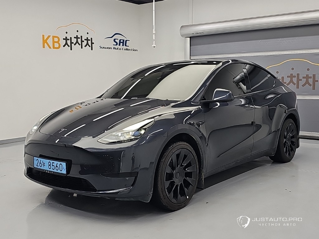 Автомобиль Tesla Model Y