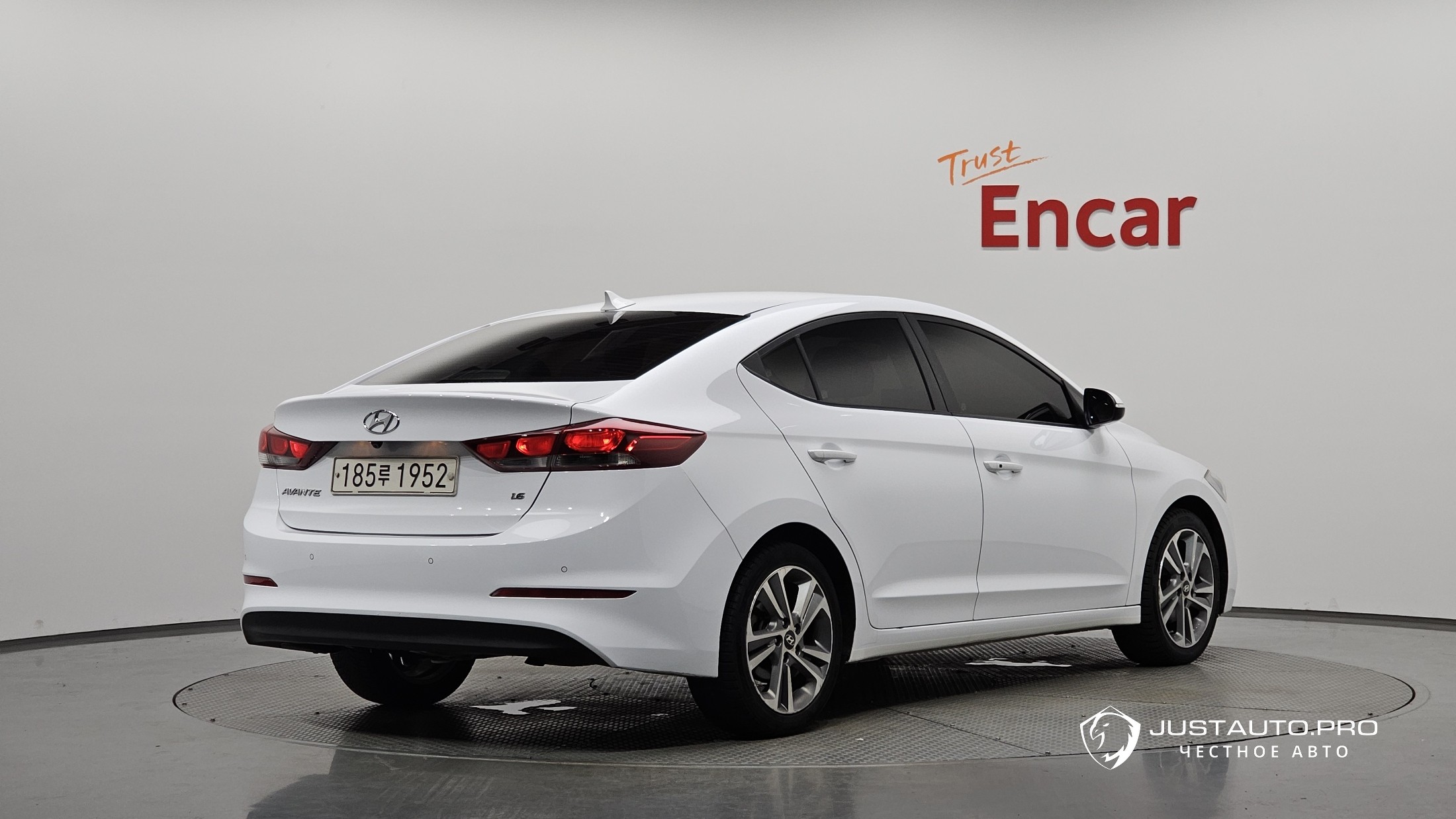 Автомобиль Hyundai AVANTE