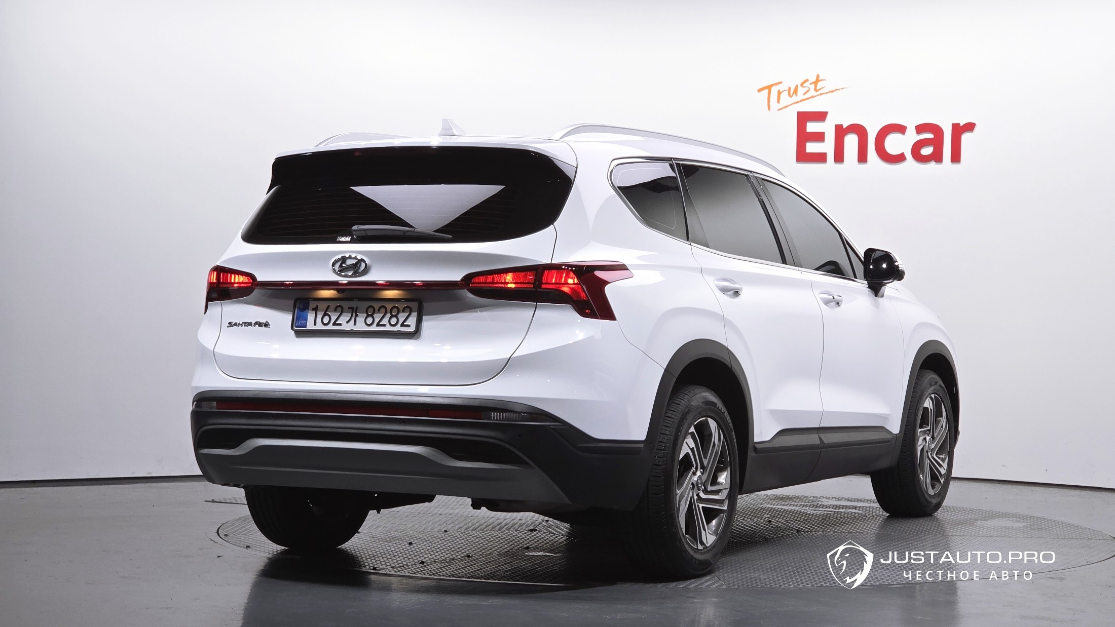 Автомобиль Hyundai Santafe