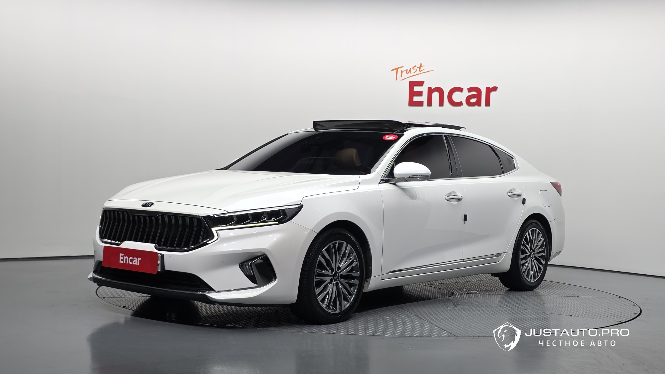 Автомобиль Kia K7