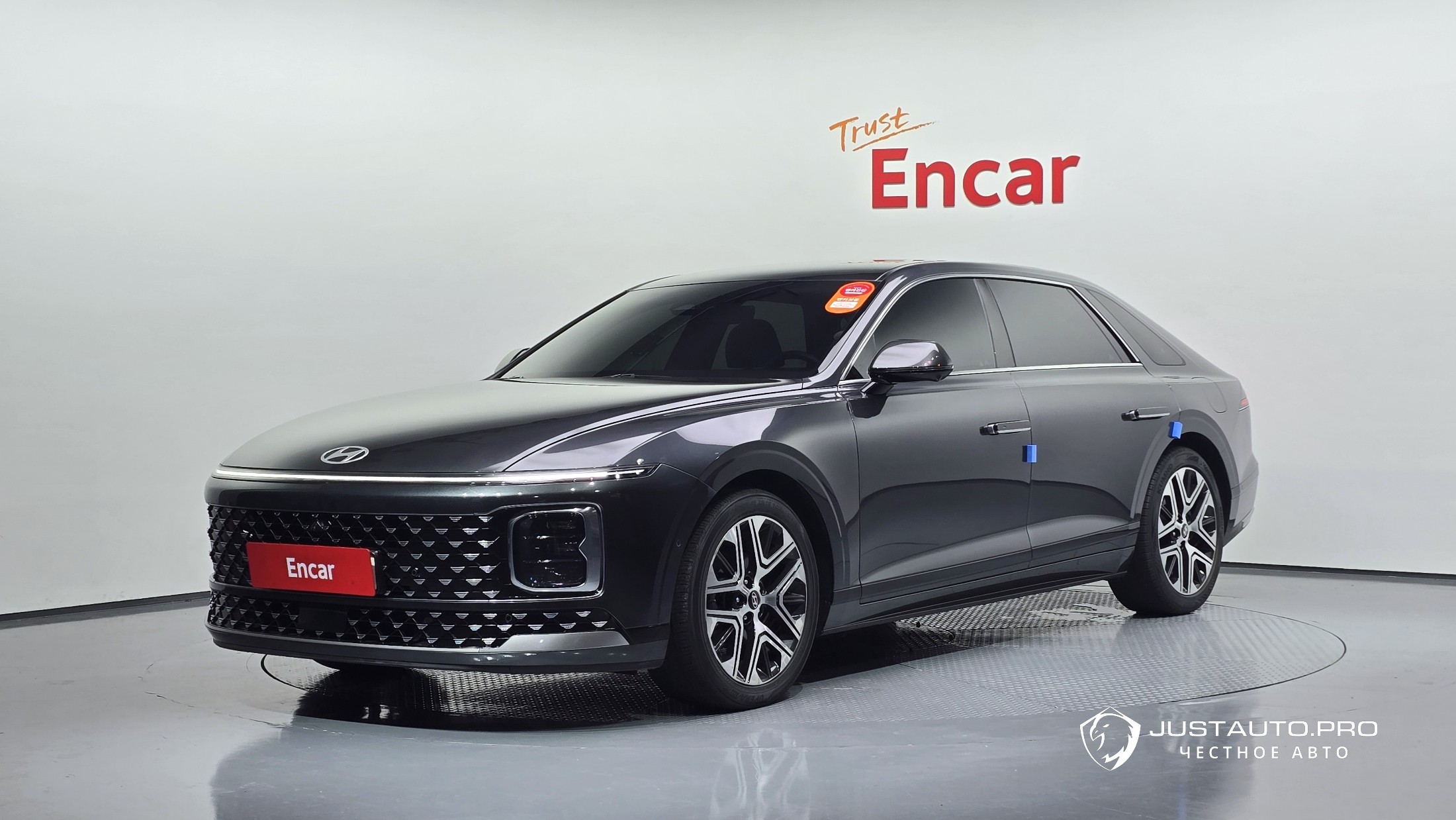 Автомобиль Hyundai Grandeur