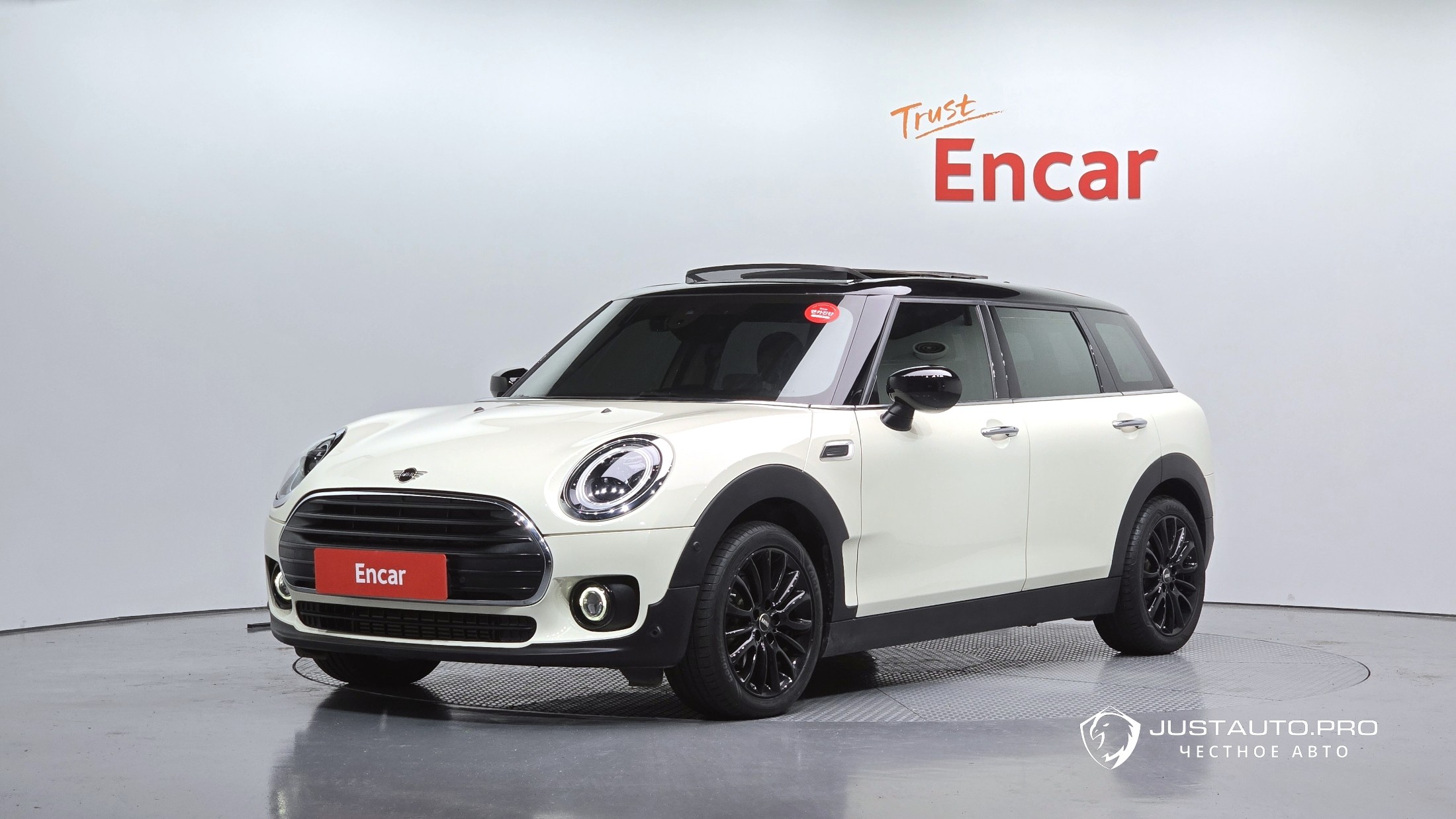 Автомобиль Mini Clubman