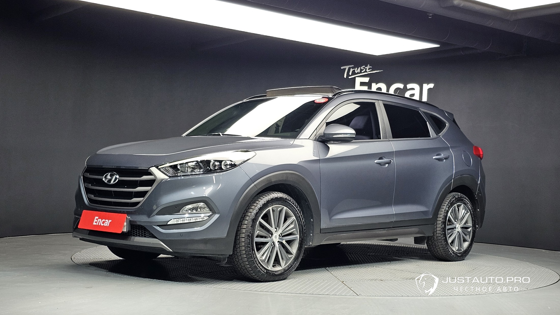 Автомобиль Hyundai Tucson