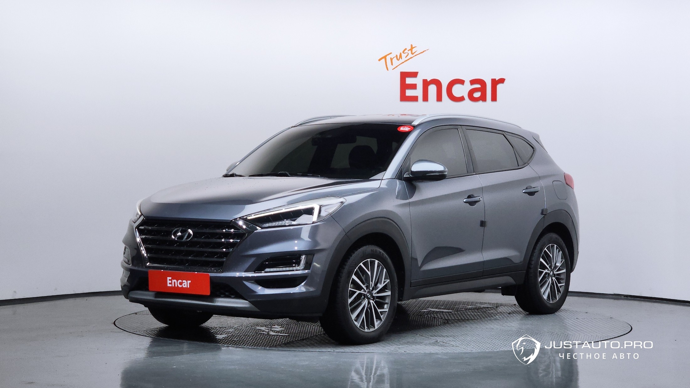 Автомобиль Hyundai Tucson