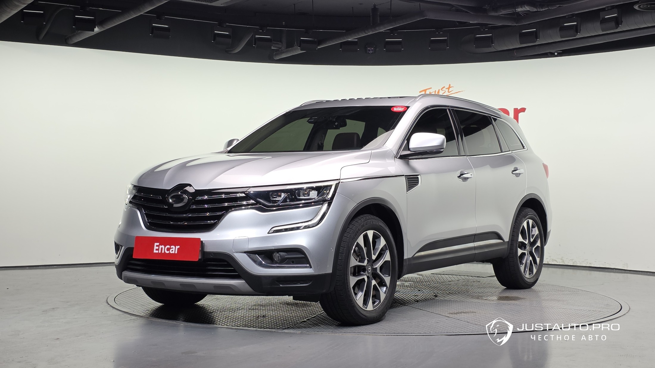 Автомобиль Renault-KoreaSamsung QM6