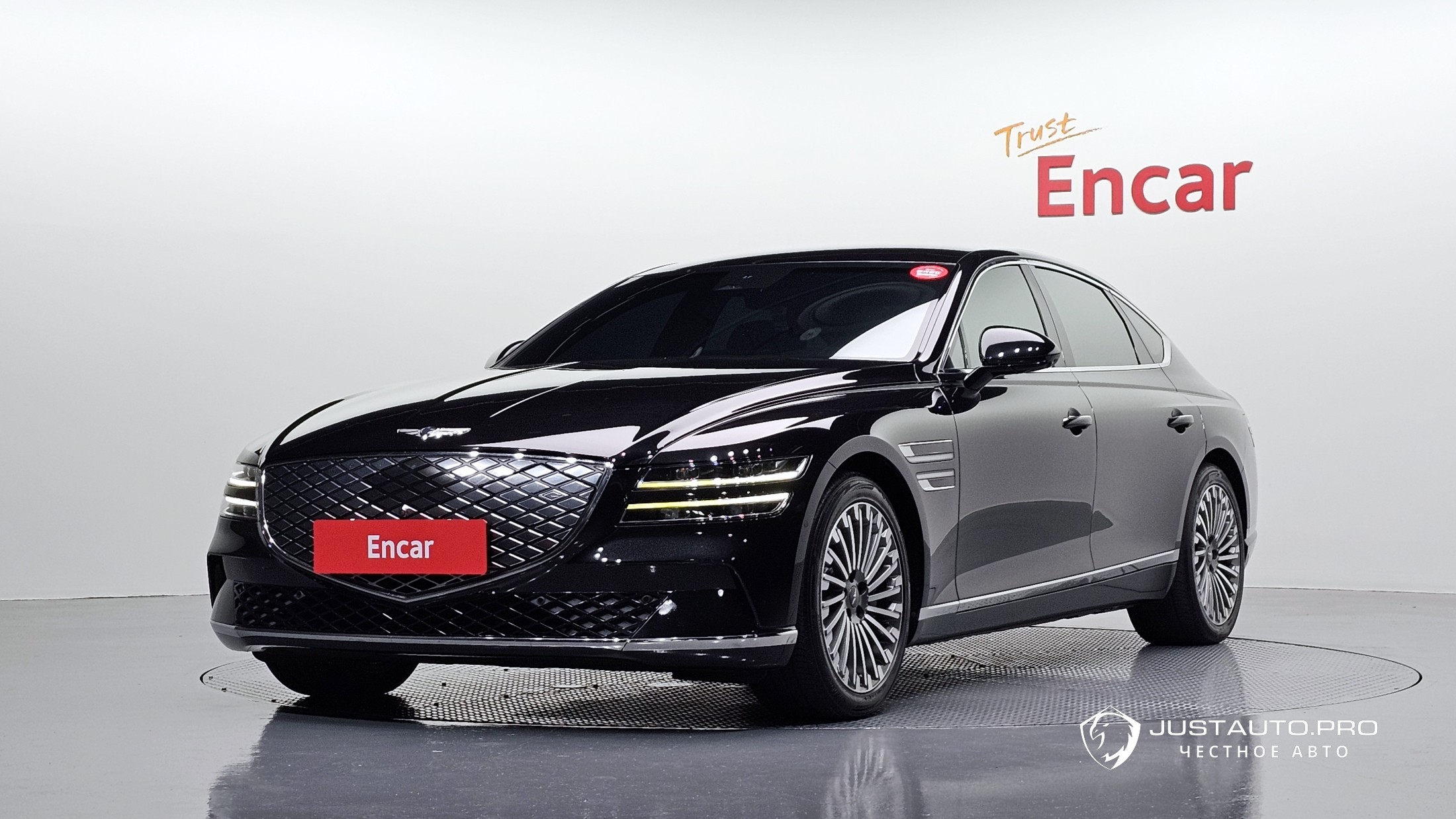 Автомобиль Genesis G80