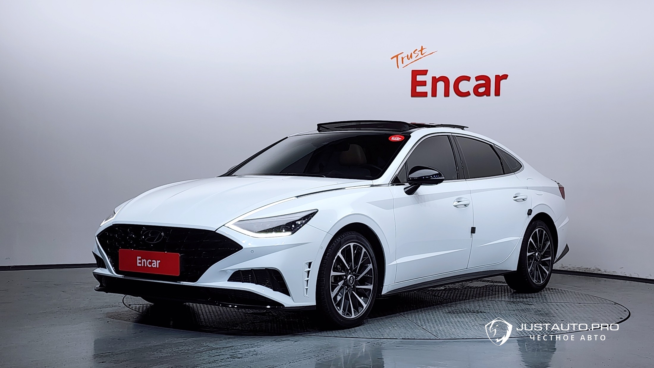 Автомобиль Hyundai Sonata