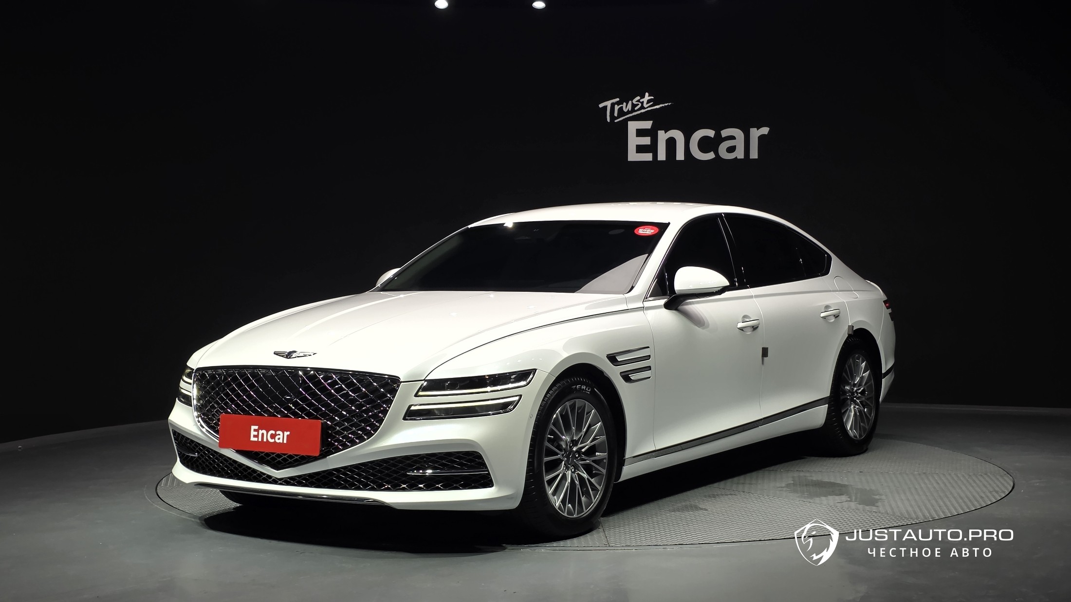 Автомобиль Genesis G80