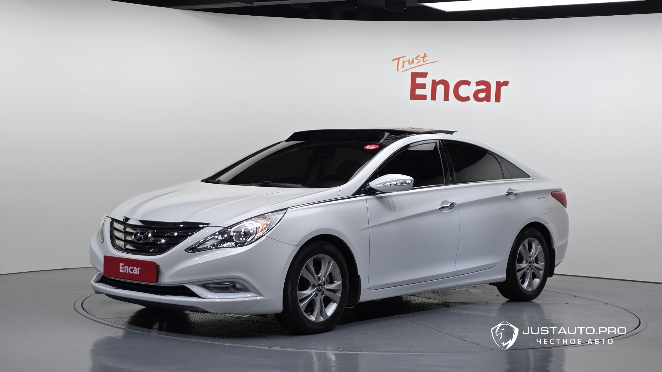 Автомобиль Hyundai Sonata